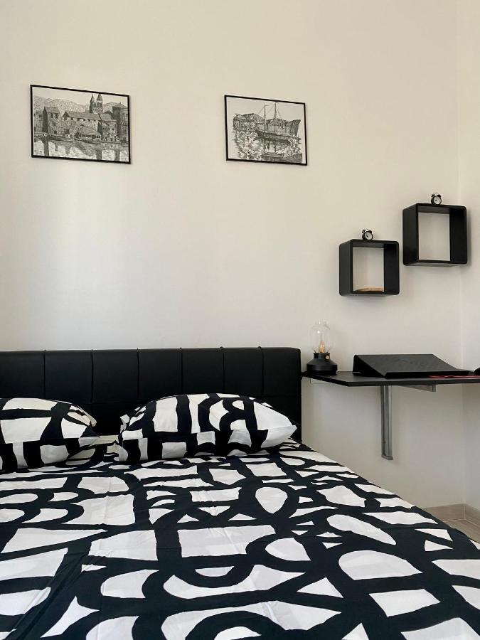 Apartman Spiro Lägenhet Trogir Exteriör bild