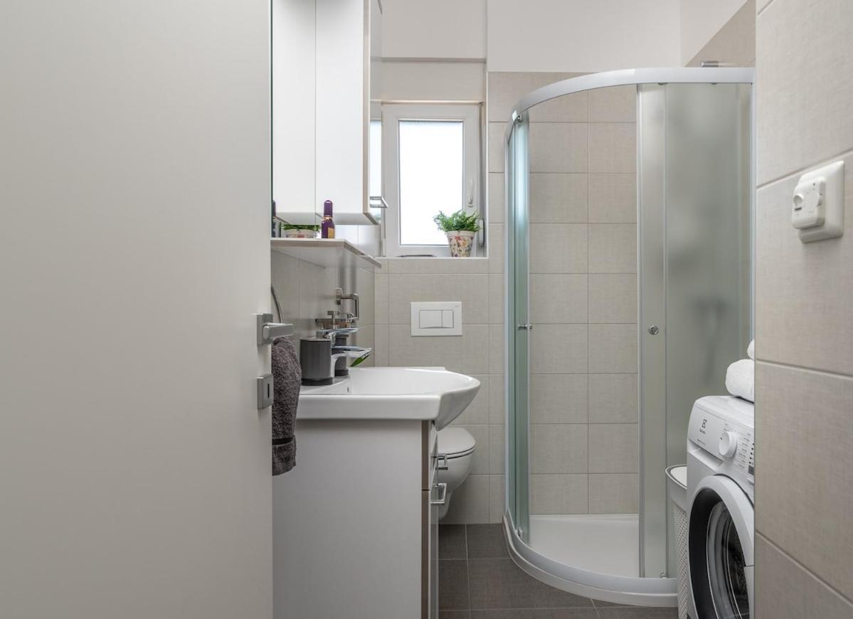 Apartman Spiro Trogir Exteriör bild